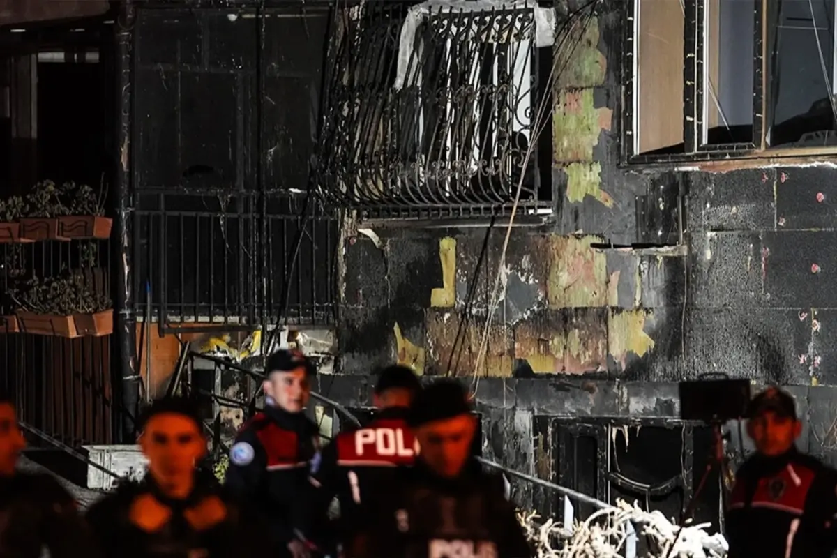besiktas-ta-29-kisinin-hayatini-kaybettigi-gece-18497713_8777_amp.jpg