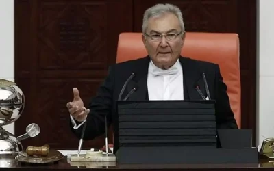 CHP Kurultayında Deniz Baykal Tartışması