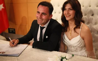 12 Ay Bekle Bakalım, Nikah Masasında Buluştular