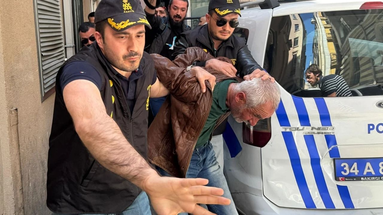 Saldırgana Karşı Şaşırtıcı Savunma Özel'e Yumruk Atan Kişi