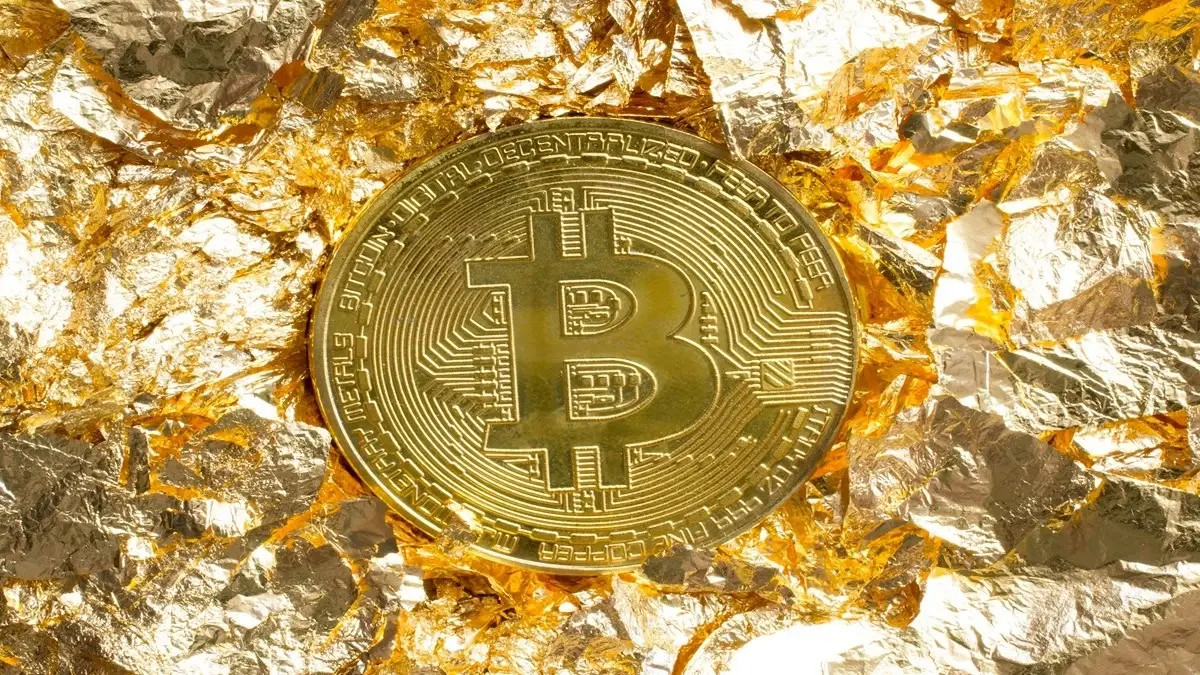 bitcoin-kurumsal-alimlarla-tarihi-zirveyi-gordu-18659937_2888_amp.jpg