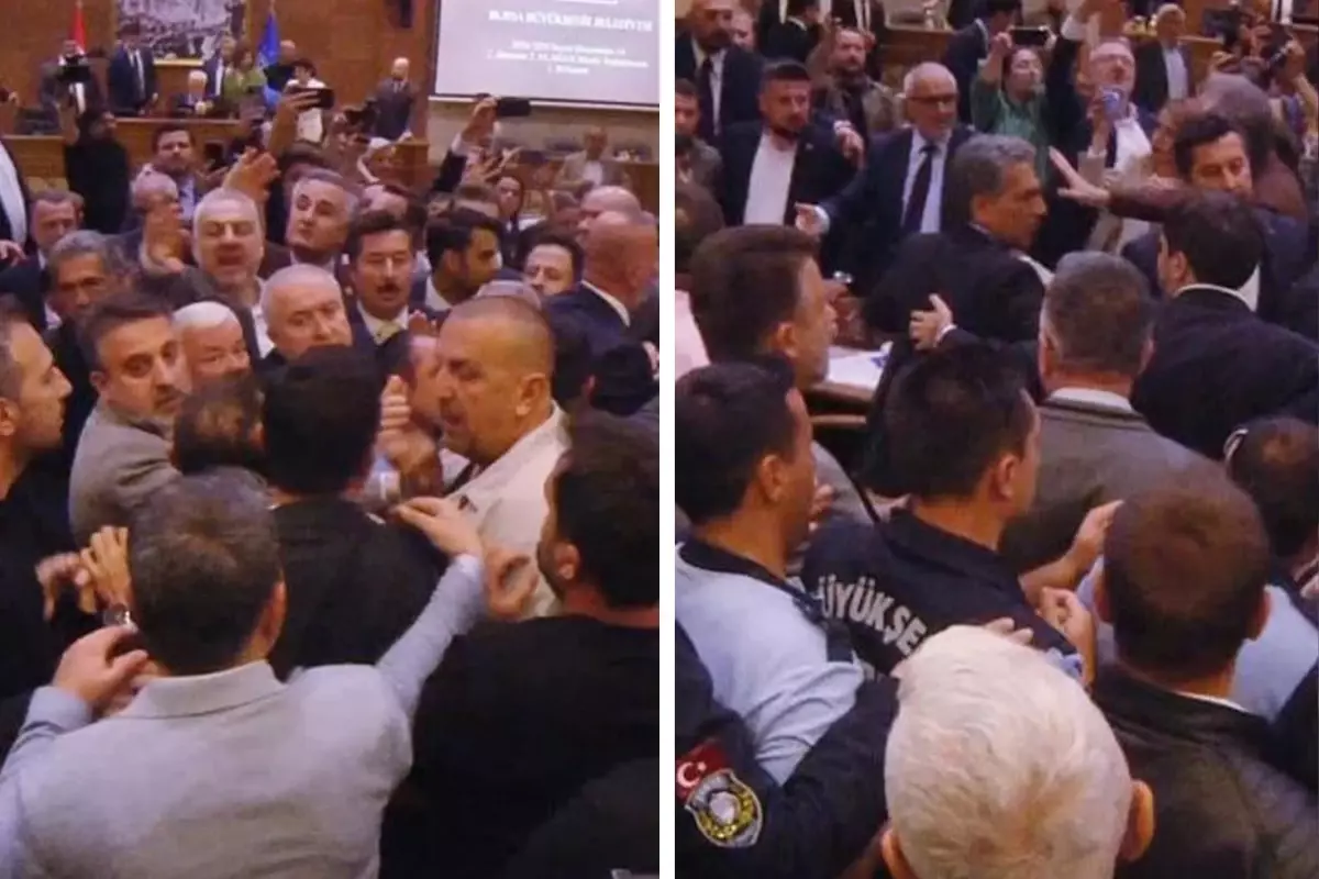 bursa-buyuksehir-meclisi-nde-gerginlik-uyeler-18635518_4316_amp.jpg