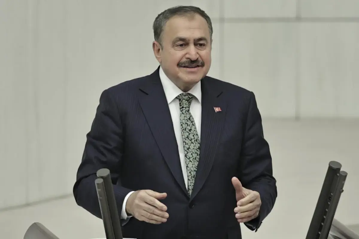eski-bakan-veysel-eroglu-irak-cumhuriyet-ozel-18602754_7538_amp.jpg