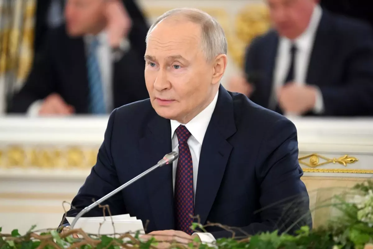 trump-la-gorusen-putin-den-ateskes-aciklamasi-18650299_5109_amp.jpg