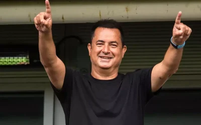 Acun Ilıcalı, Süper Lig’in başarılı hocasıyla sözleşme imzaladı