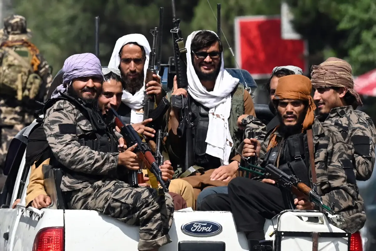 afganistan-da-taliban-dan-dikkat-ceken-karar-18721471_3108_amp.jpg