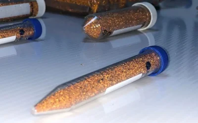Kaliforniyum: Kimyasal element, nükleer araştırmalarda kullanılır.
