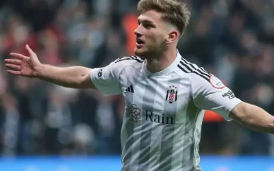 Leeds United, Semih Kılıçsoy için şok edici bir teklifte bulundu.