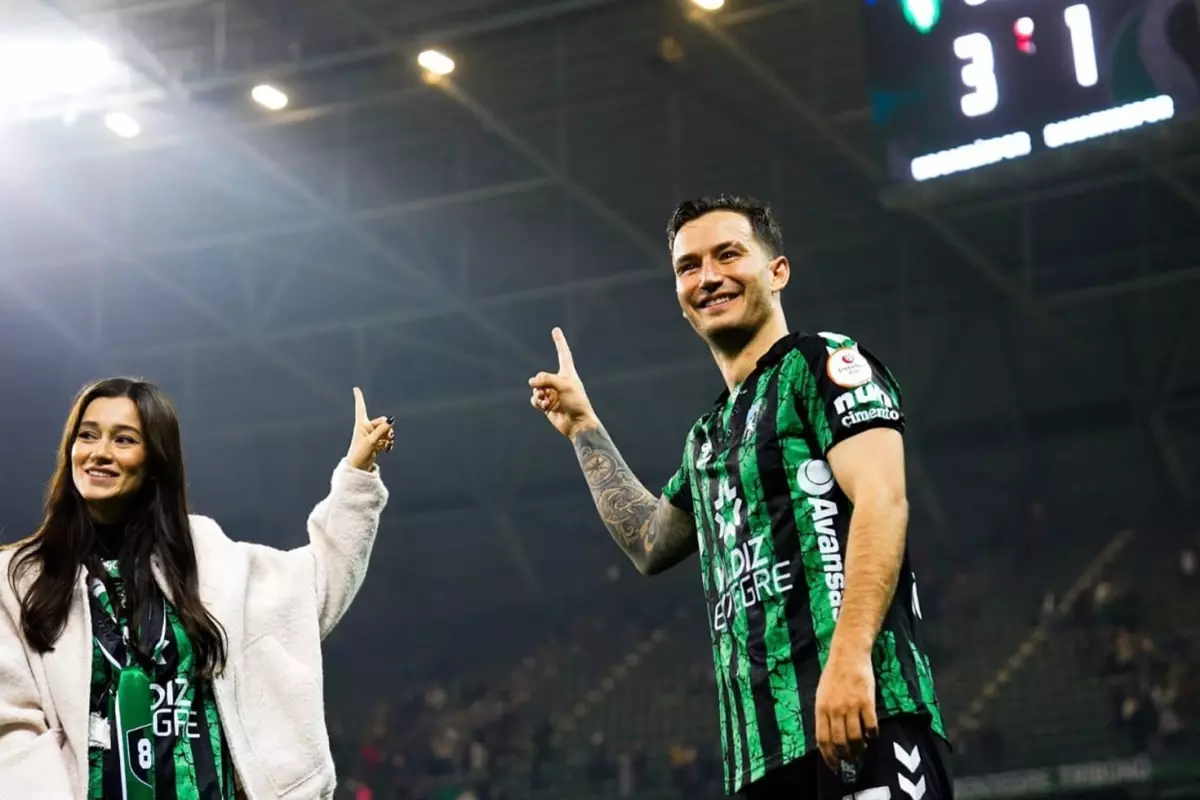 merakla-beklenen-haber-kocaelispor-dan-ogulcan-18785508_3018_amp.jpg