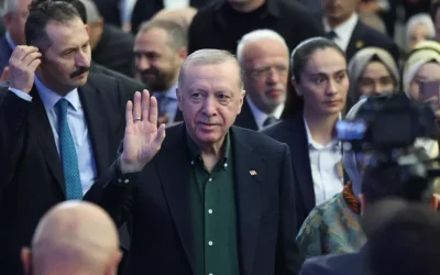 AK Parti’nin Yeni Şarkısı: Dünya Bizi Bekliyor!