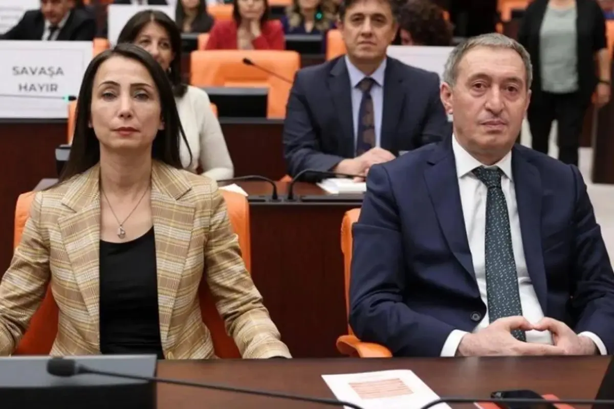 dem-parti-den-demirtas-a-ziyaret-18857537_3669_amp.jpg