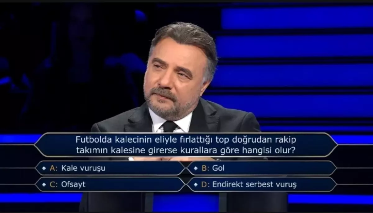 futbolda-kaleden-kaleye-gol-olur-mu-18815369_8440_amp.jpg