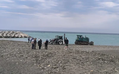 İş makinesinin altında kalan kadın öldü
