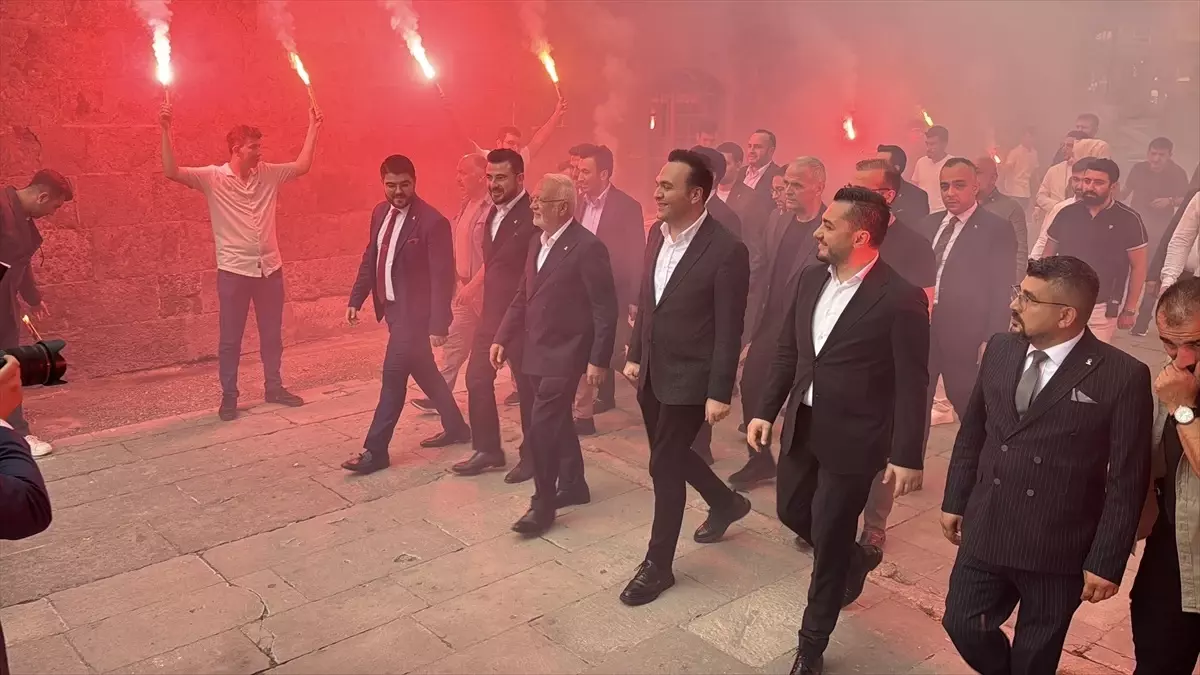 cumhurbaskani-erdogan-kayseri-de-duzenlenen-s-18910452_amp.jpg