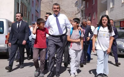 MEB Bakanı Yusuf Tekin Erzurum’da halka seslendi