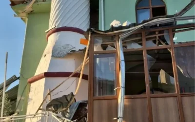 Balıkesir’de Depremde Cami Minaresi Çöktü