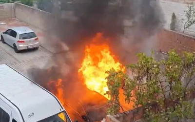 Bursa’da Park Halindeki Araçta Yangın Başladı