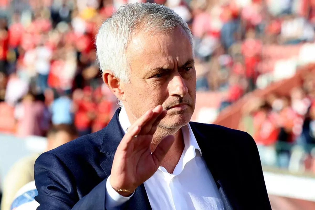 jose-mourinho-ileride-gorev-alacagi-takimi-19070897_8427_amp.jpg
