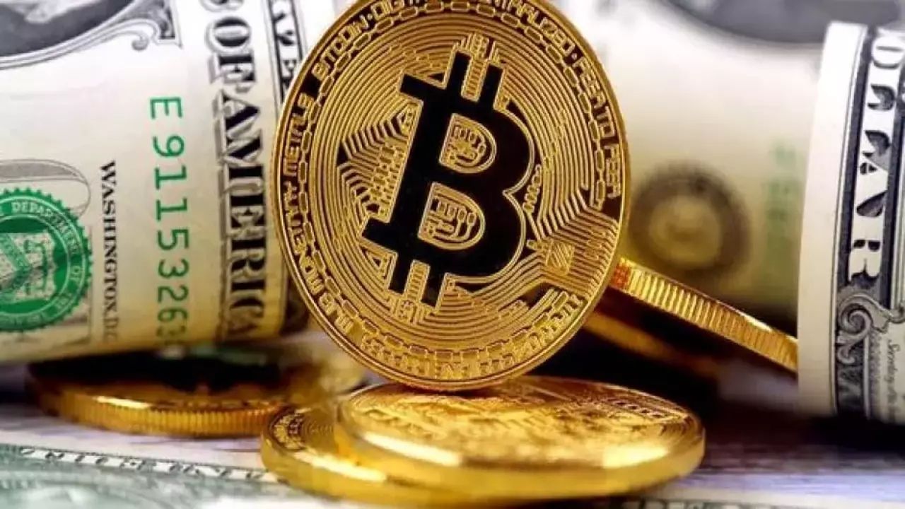 Bitcoin'den Yeni Zirve 125.500 Dolar Seviyesi Aşıldı!