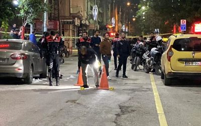 Elazığ’da silahlı çatışmada 3 kişi yaralandı.