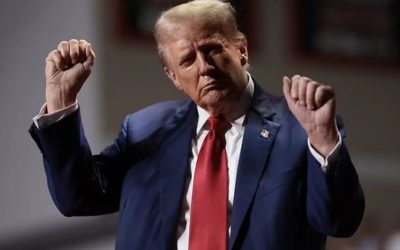 Trump, Cadılar Bayramı’nda Çocuklara Hediyeler Verdi