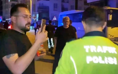 Alkollü Sürücünün Polisi Zorlayan Davranışları