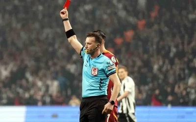 Galatasaray-Beşiktaş Derbisinde Kırmızı Kartlar Havada