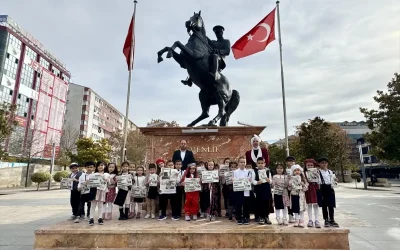 Kırşehir Anaokulu Öğrencilerinden Cumhuriyet Bayramı Coşkusu