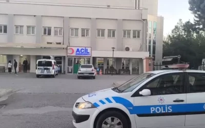 Siirt’te yaşanan aile içi silahlı saldırıda 2 ölü ve 3 yaralı var.