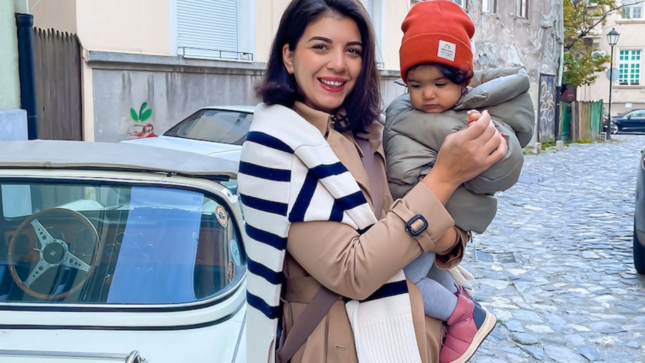 Anne ve Çocuğunun Yurtdışı Seyahati İnceleniyor (1)