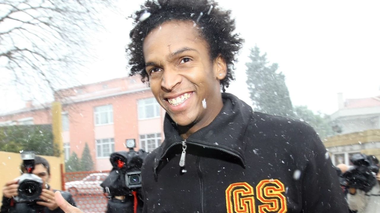 Galatasaray Eski Yıldızı Barbekü Partisinde Tutuklandı