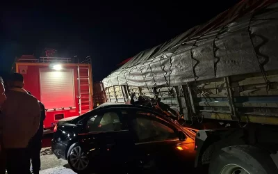 Afyon’da Tır-Otomobil Çarpışması: İki Ölü