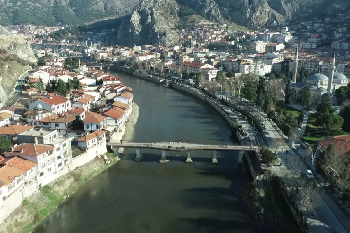 amasya-da-9-turbeye-kilit-19306169_9867_amp.jpg