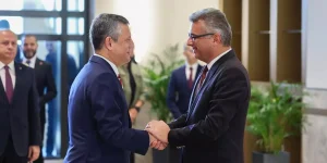 CHP Lideri Özgür Özel, KKTC’nin 42. yıl dönümünde etkinliklere katıldı