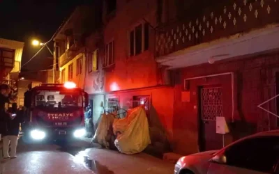 Bursa’da Sarhoş Adamın Evi Yanarak Kül Oldu