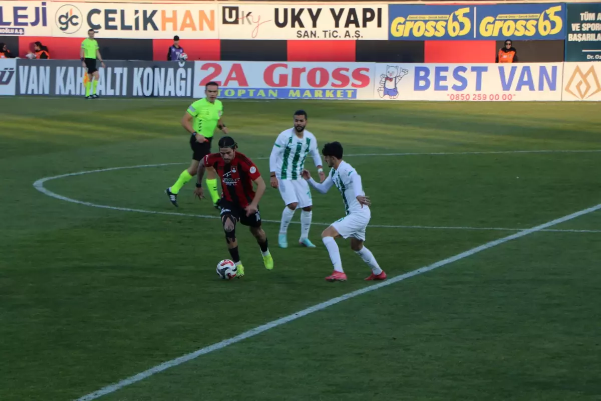 imaj-altyapi-vanspor-fk-serik-spor-0-1-19306479_amp.jpg