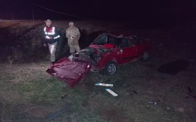 Şanlıurfa’da Şarampole Devrilen Otomobil Sürücüsü Öldü