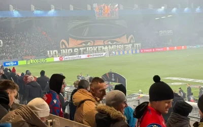 UEFA’dan şaka gibi ceza: “Türklerle savaş olmalı” pankartı açan takıma