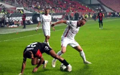 Samsunspor, Hamrun’u 3-0 mağlup ederek üçte üç yaptı.