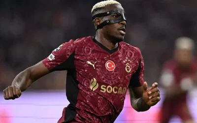 Victor Osimhen, Ajax karşısında tarih yazmaya devam ediyor