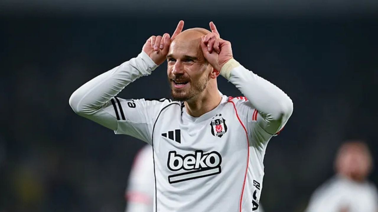 Beşiktaş’tan Fenerbahçe’ye dikkat çeken gönderme Kerem Aktürkoğlu detayı öne çıktı