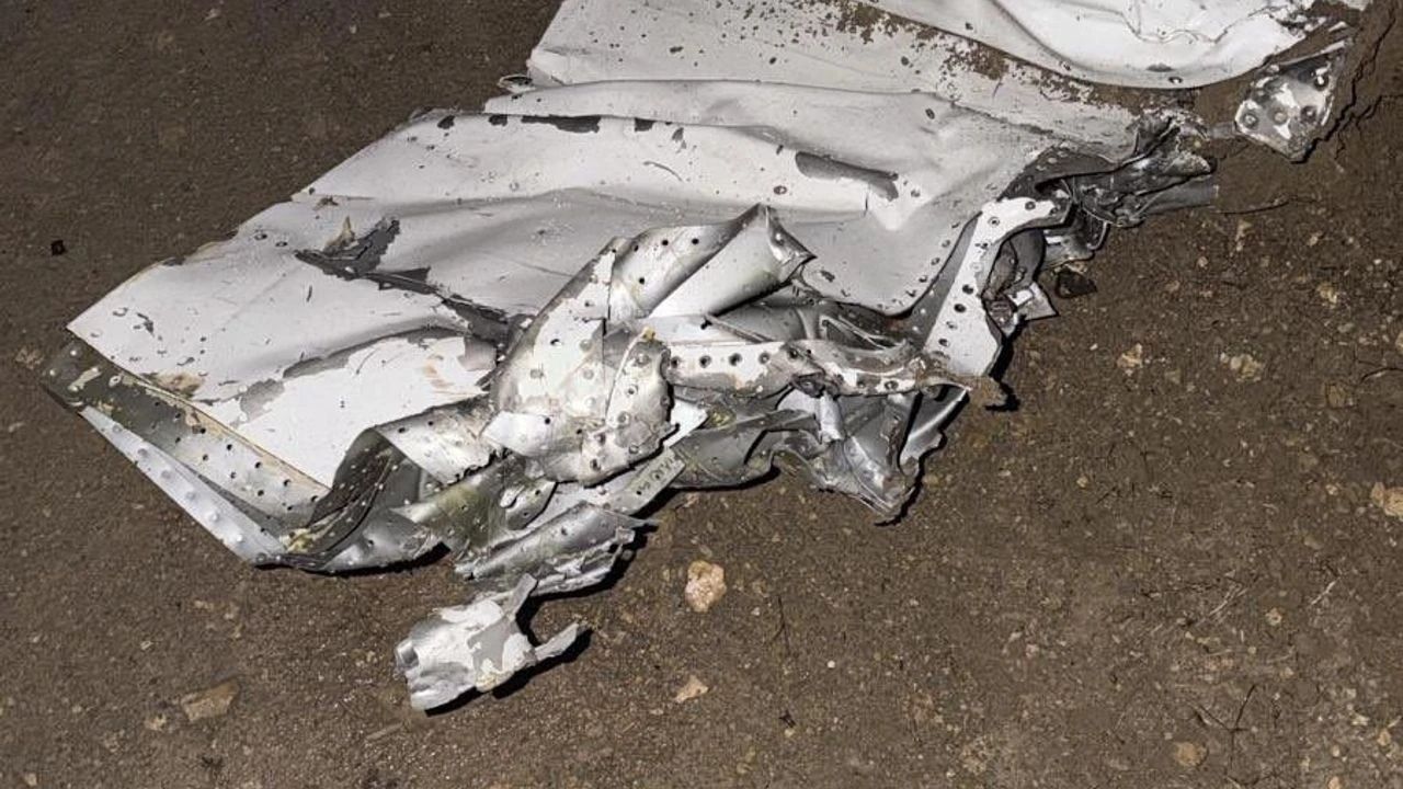 Libya Genelkurmay Başkanı’nı taşıyan uçak Ankara’da düştü Heyet yaşamını yitirdi