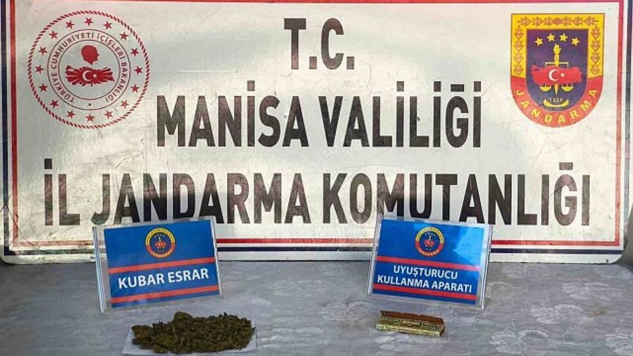 Manisa'da Jandarma Operasyonunda 67 Gram Esrar Bulundu