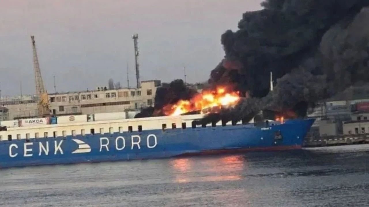 Son Dakika! Rusya, Odessa’da Demirli Türk Yük Gemisini Vurdu