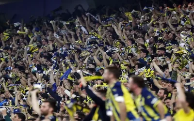 Fenerbahçe taraftarı, yıldız futbolcuya sert tepki gösterdi