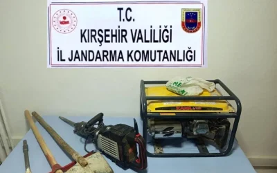 Kaçak kazı yapan 3 kişi suçüstü yakalandı