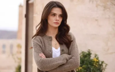 Sinem Ünsal asansörde aşkı buldu