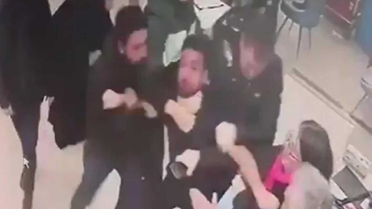 Hasta Yakını Hemşireyi Dakikalarca Darp Etti Dehşet Anları!
